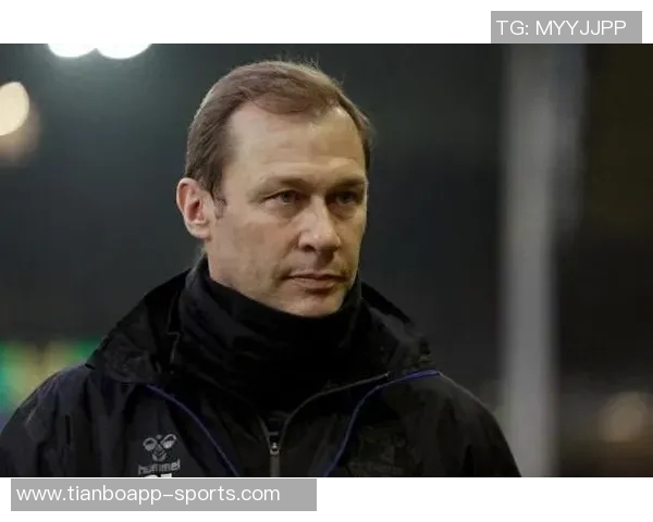 21岁弗格森开场18秒遭铲伤坚持6分钟被换下球队遭遇十场零进球困境